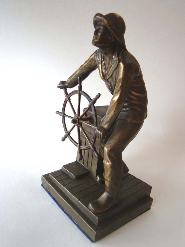 A single "Gloucester fisherman" bookend by Jennings Brothers circa 1930 — image 2